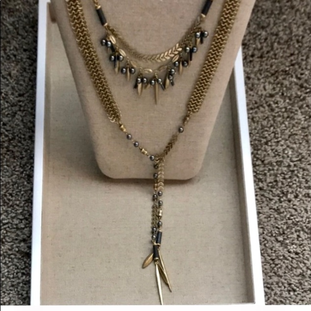 Stella and Dot Laurel Lariat Necklace